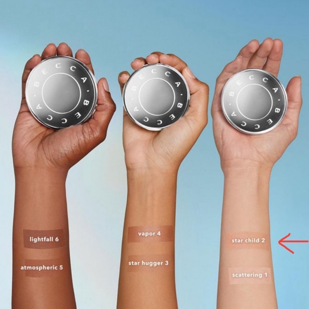 ✨NEW IN BOX BECCA LIGHT SHIFTER FINISHING VEIL IN STARCHILD 2✨